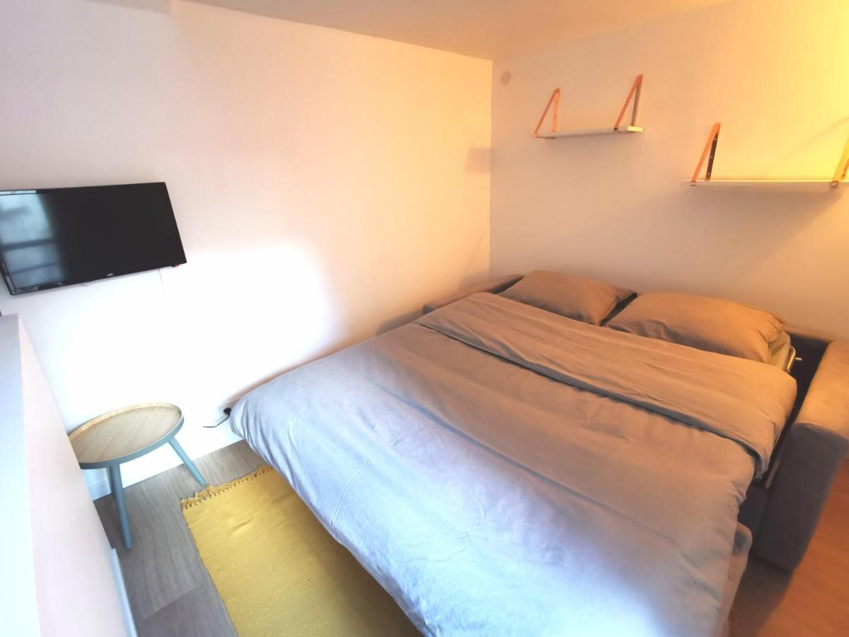 Studio En Duplex Dans Un Hotel Particulier Caen Exterior photo